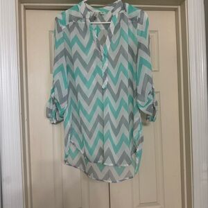 Chevron Patterned Women's Top - Blue and Gray
